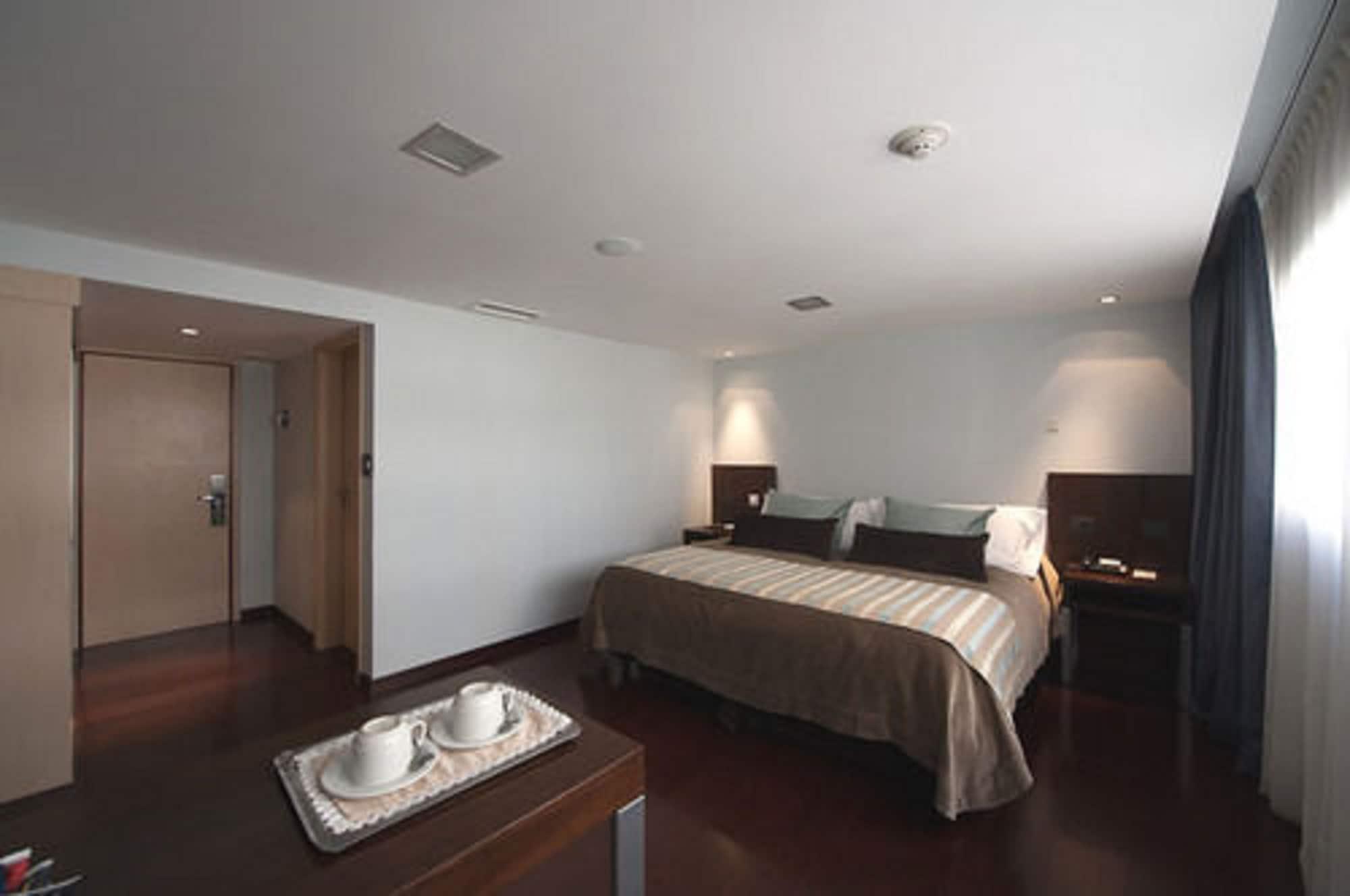 Ariston Hotel Росарио Экстерьер фото